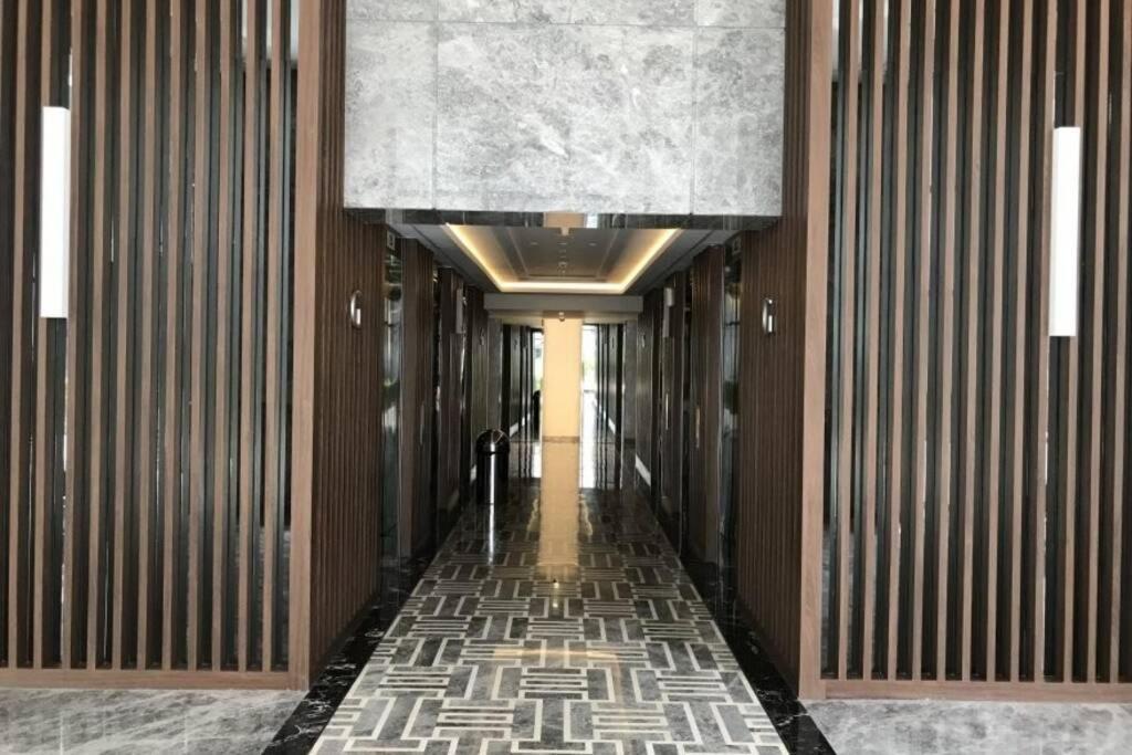 Homy 2 Bedroom Apartment Near Shopping Malls Jacarta Exterior foto